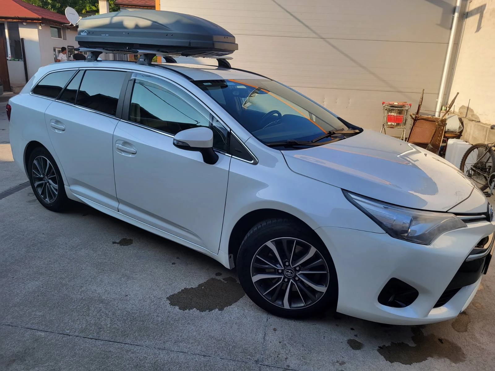 Toyota Avensis, снимка 15 - Автомобили и джипове - 56565220