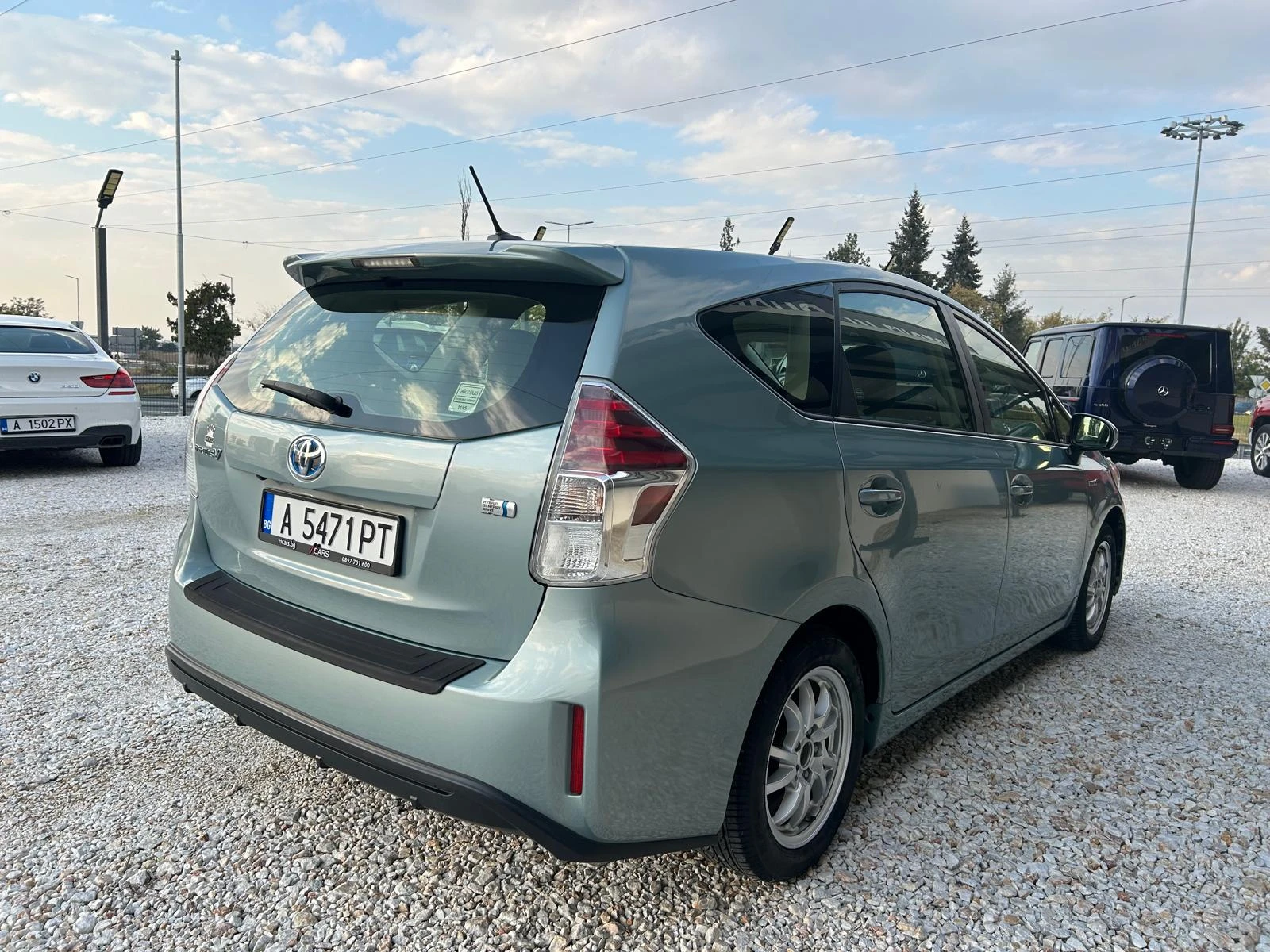 Toyota Prius, снимка 12 - Автомобили и джипове - 56619164