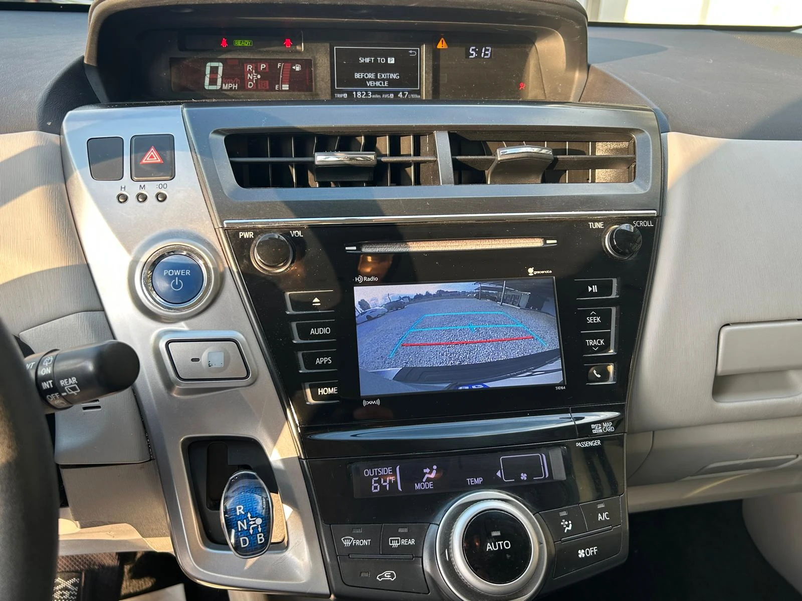 Toyota Prius, снимка 13 - Автомобили и джипове - 56619164