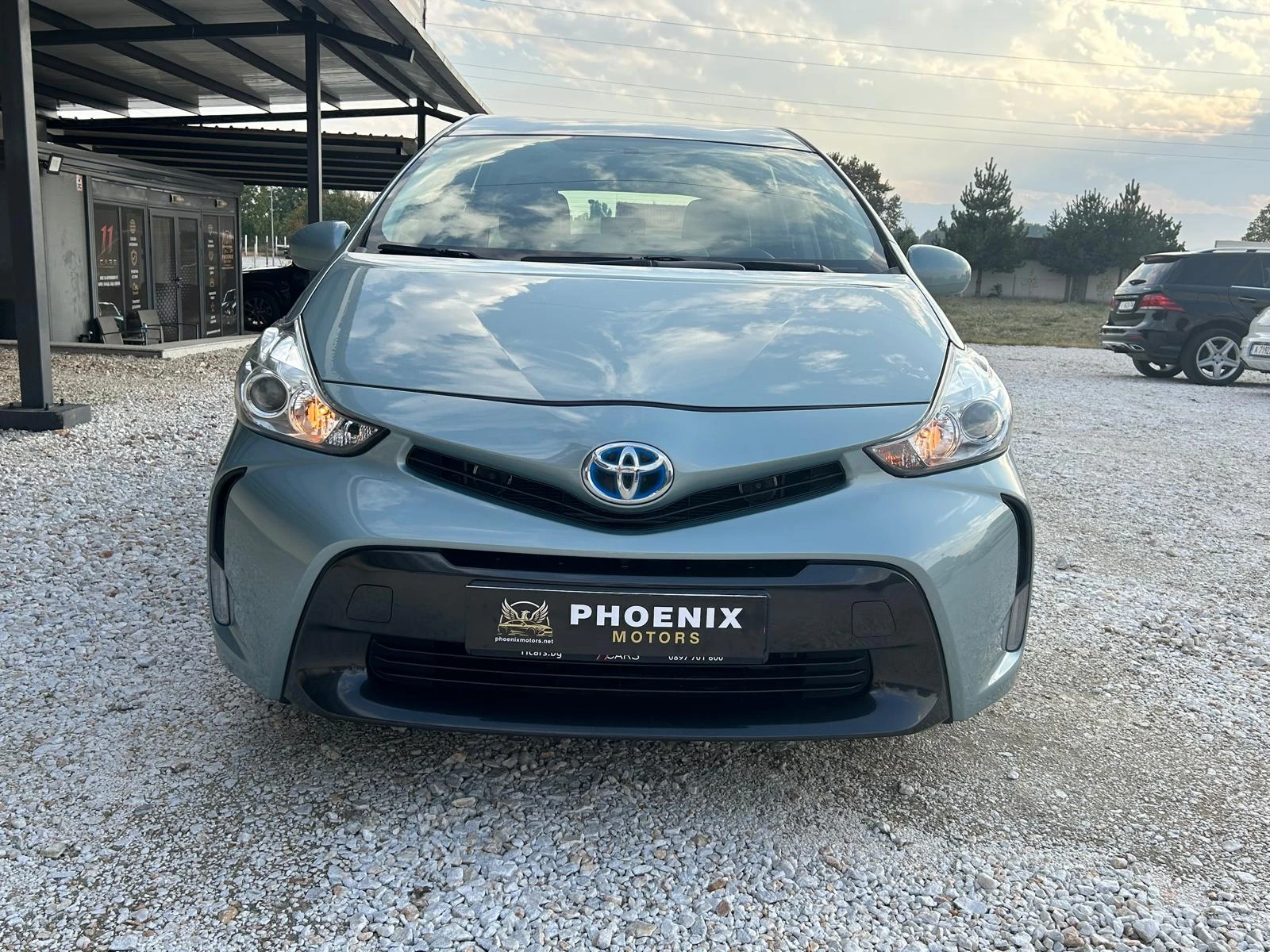 Toyota Prius, снимка 5 - Автомобили и джипове - 56619164