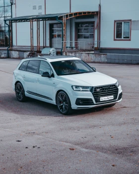     Audi SQ7 TDI  505hp BOSE ACC 360 MATRIX 