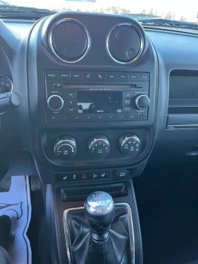 Jeep Compass 2.2GRDI-136-LIMITED-ITALIA - 5200 € / 10170.32 лв. - 37769428 12