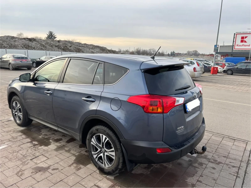 Toyota Rav4 2.0 D-4D AWD , снимка 8 - Автомобили и джипове - 48847236