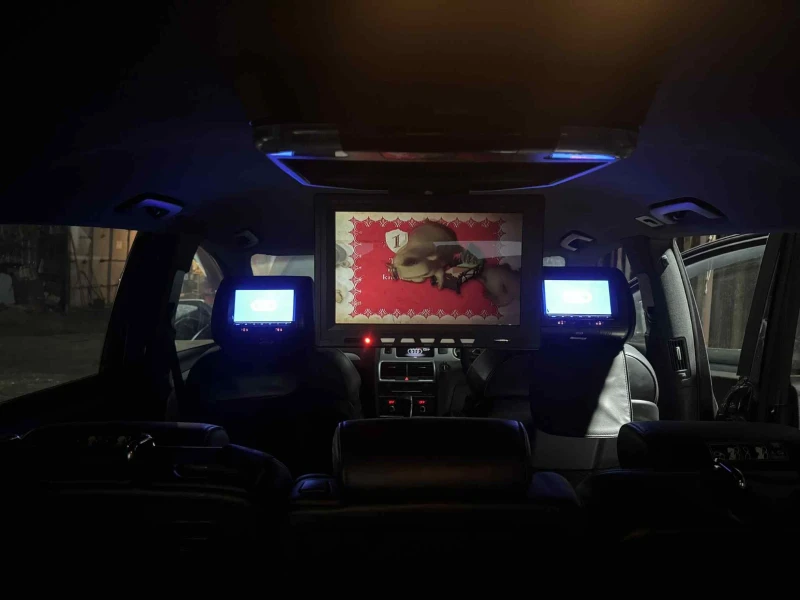 Audi Q7, снимка 2 - Автомобили и джипове - 52528267