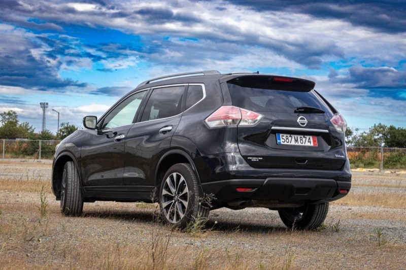 Nissan Rogue SUV, снимка 3 - Автомобили и джипове - 52618108