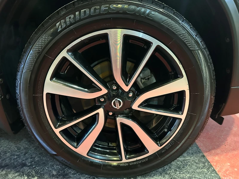 Nissan Rogue SL AWD Platinum , снимка 15 - Автомобили и джипове - 53421234