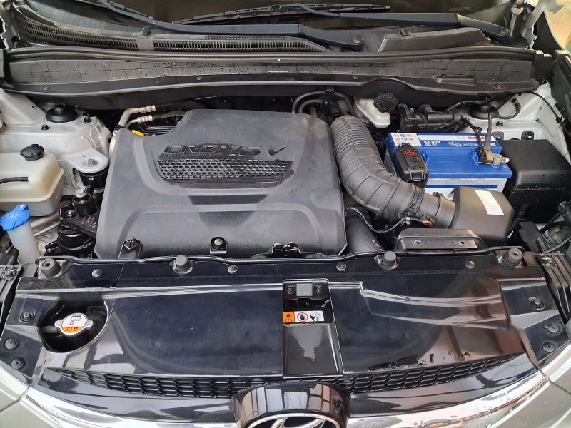 Hyundai IX35 2.0 CRDI ШЕСТ СКОРОСТИ, снимка 11 - Автомобили и джипове - 53528425