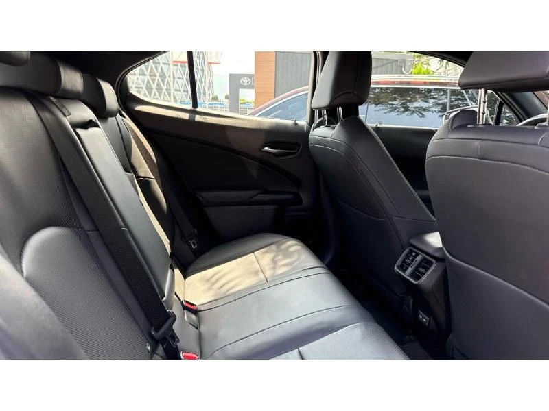 Lexus UX 250h 2.0L HSD Bisiness Line - изображение 7