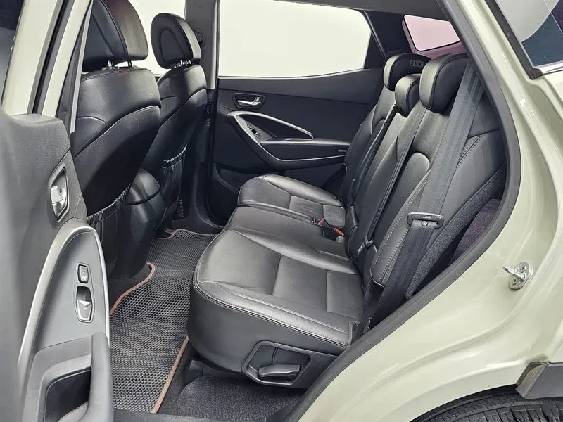 Hyundai Santa fe (E-Vgt) 2.0 2Wd Premium, снимка 15 - Автомобили и джипове - 55895910