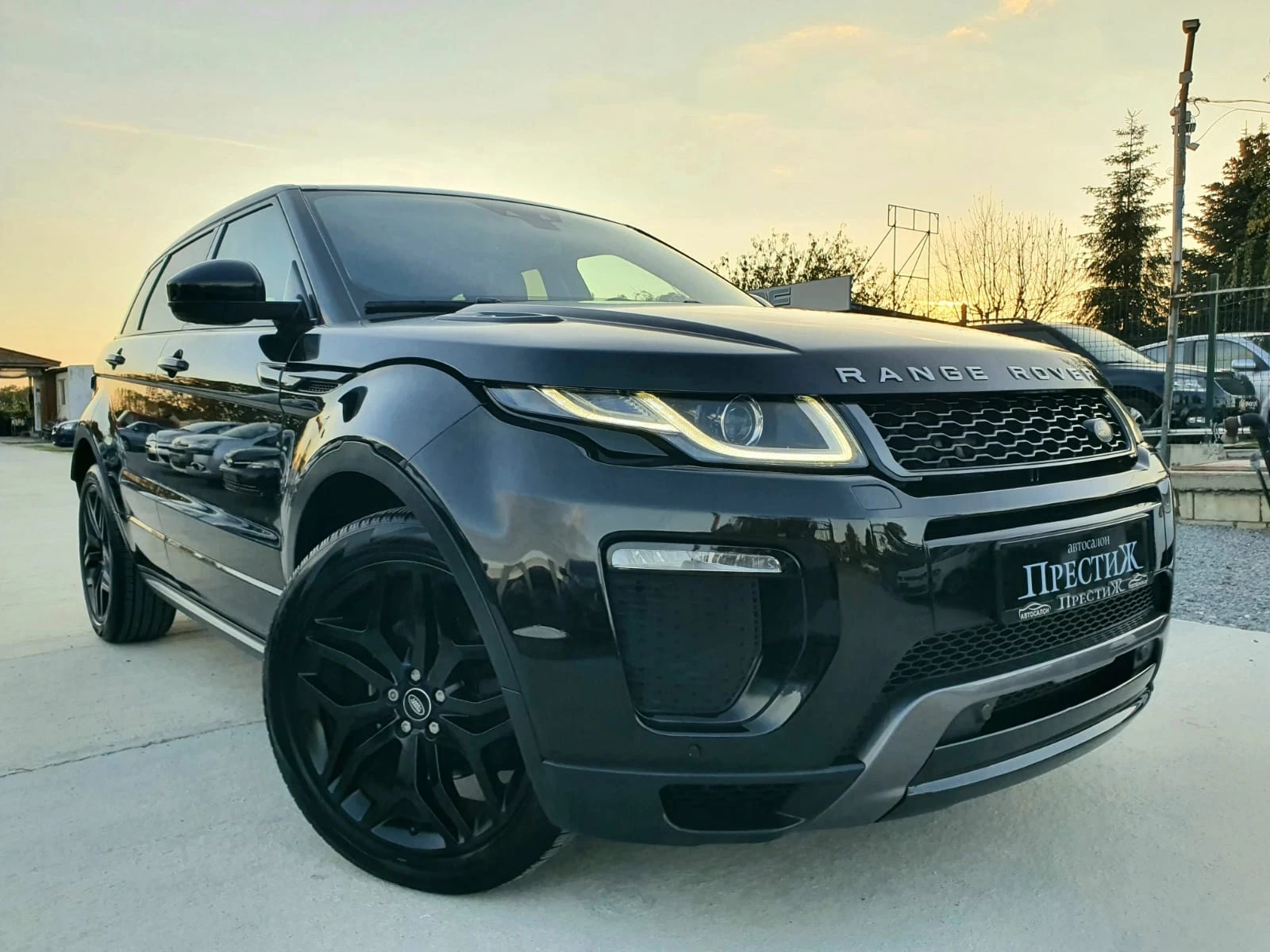 Land Rover Range Rover Evoque 2.0 Sd4 HSE R-Dynamic Black Pack - изображение 3