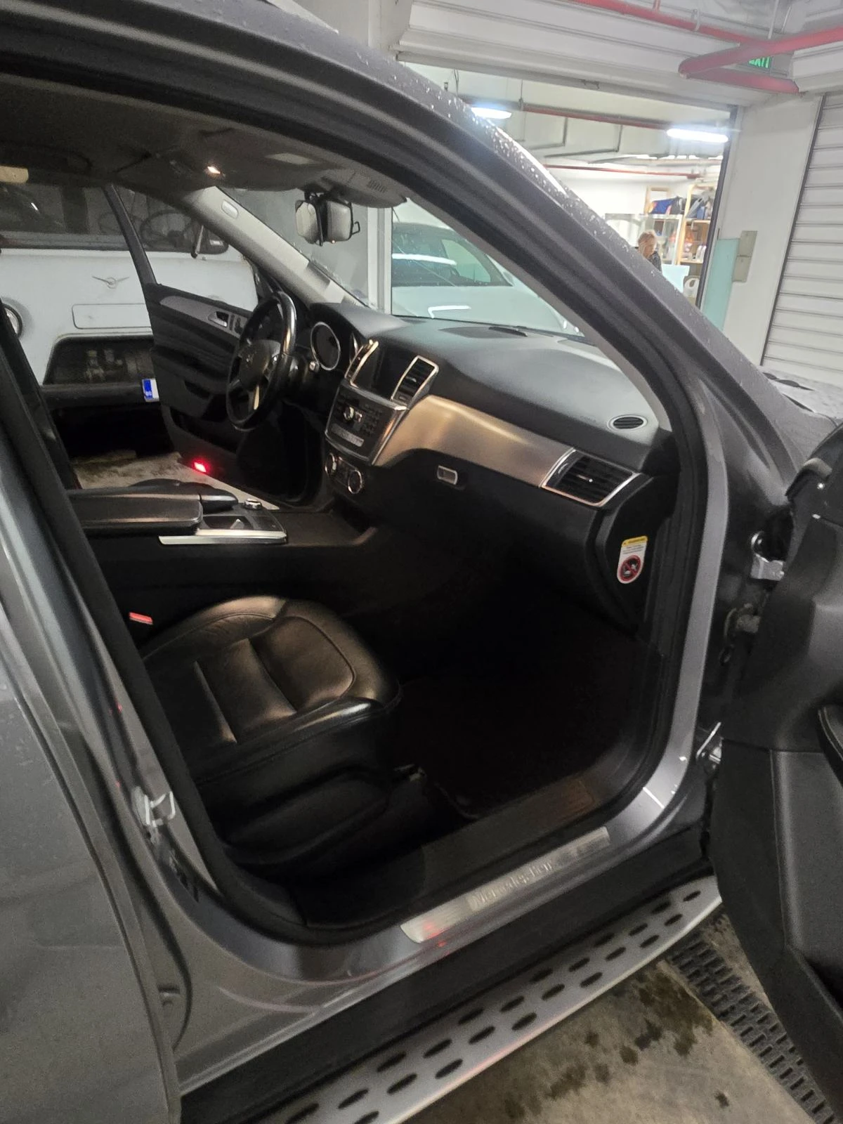 Mercedes-Benz ML 250  - изображение 7