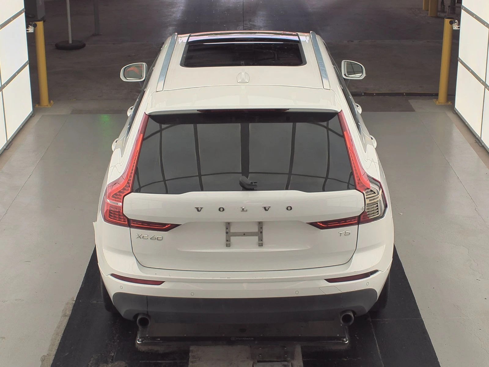Volvo XC60 T5 MOMENTUM - изображение 6