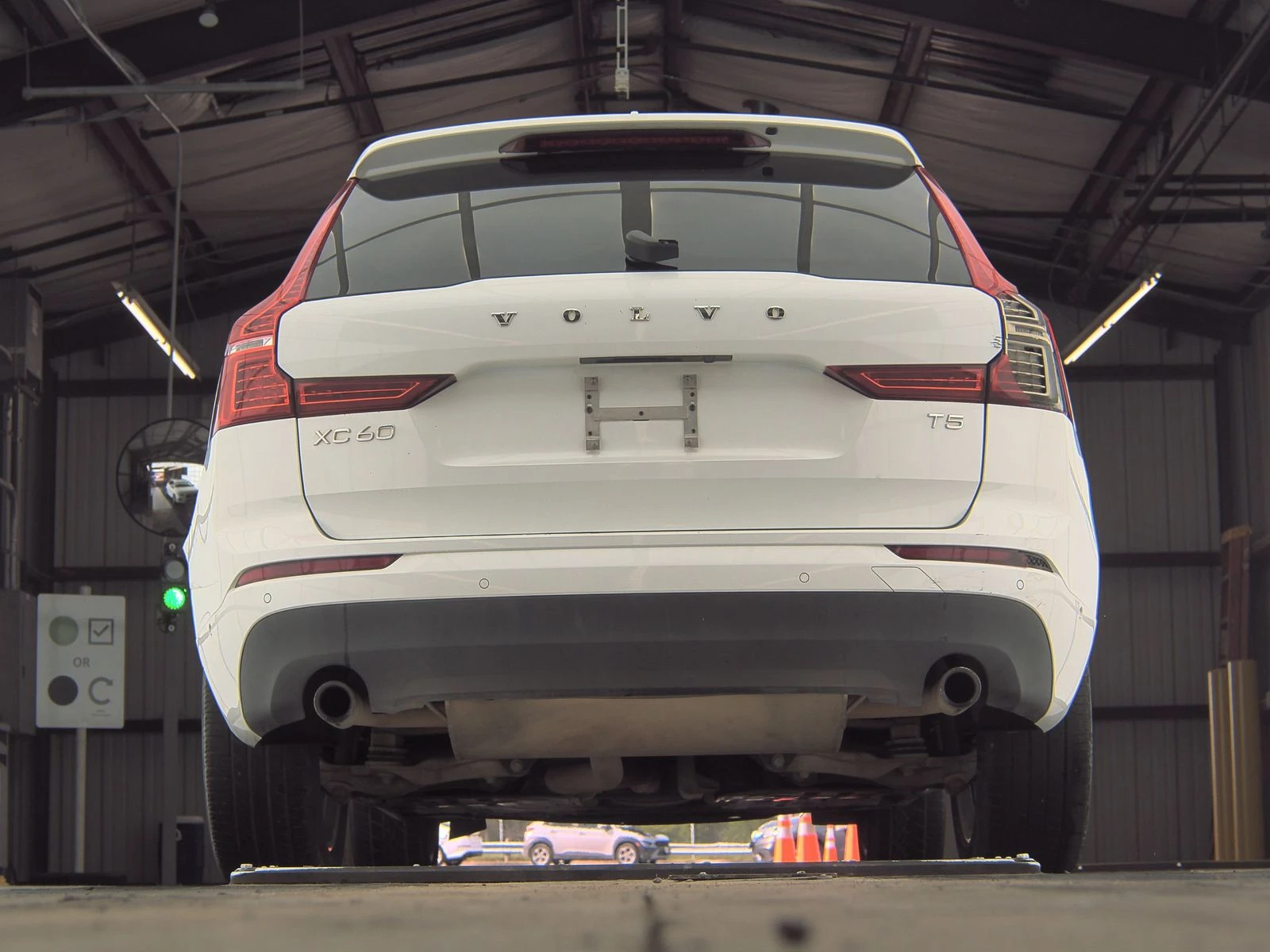 Volvo XC60 T5 MOMENTUM - изображение 7