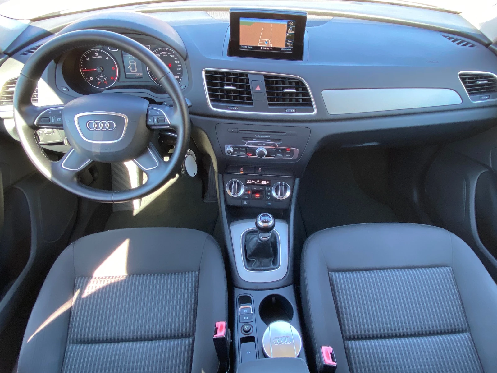 Audi Q3 2.0TDI ТОП СЪСТОЯНИЕ !!!!! 6 - СКОРОСТИ !!!!! - изображение 10