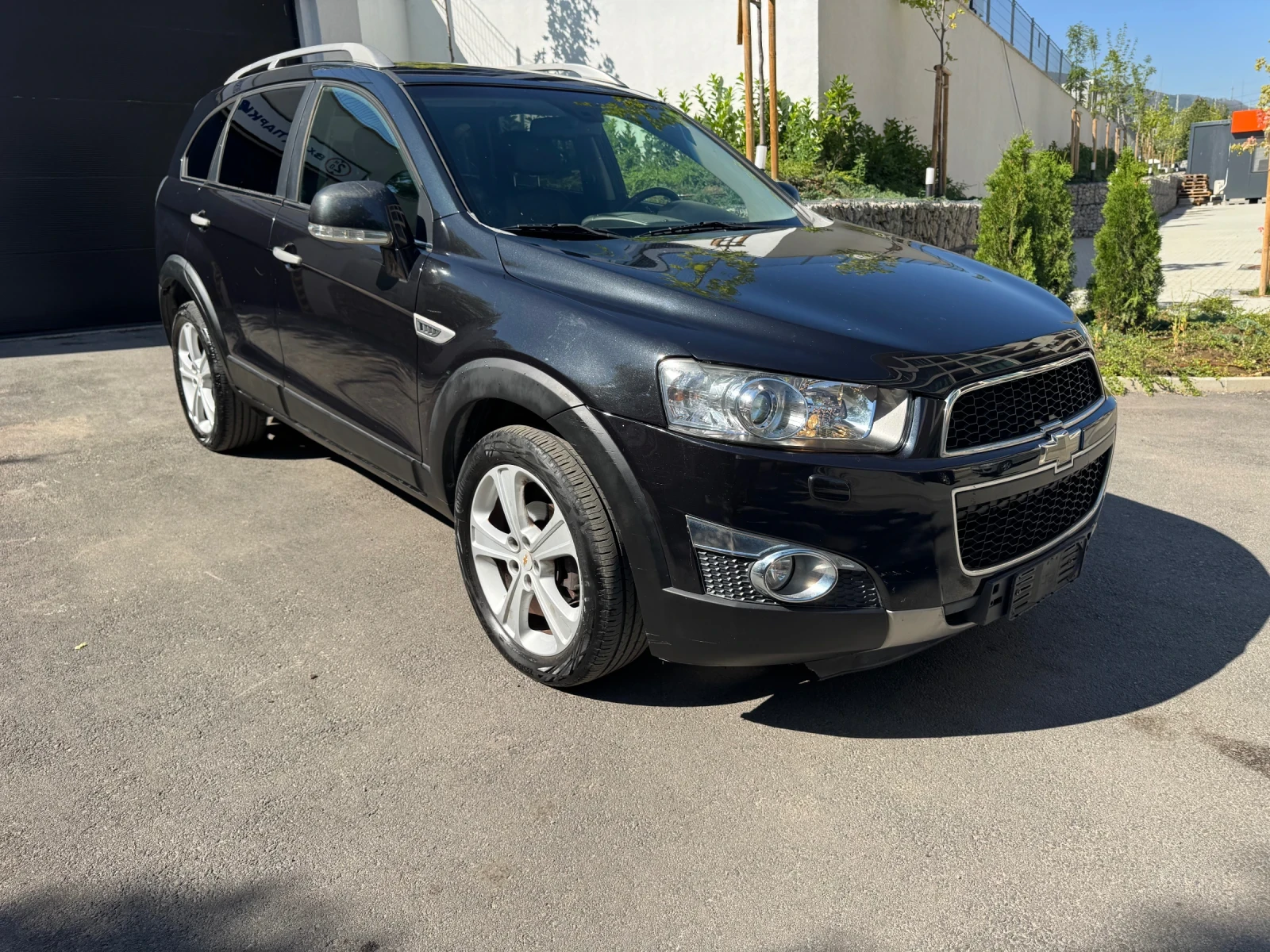 Chevrolet Captiva 81800km* 6+ 1m* 2.2d 4x4 184kc* КОЖА* КАМЕРА* ТОП - изображение 2