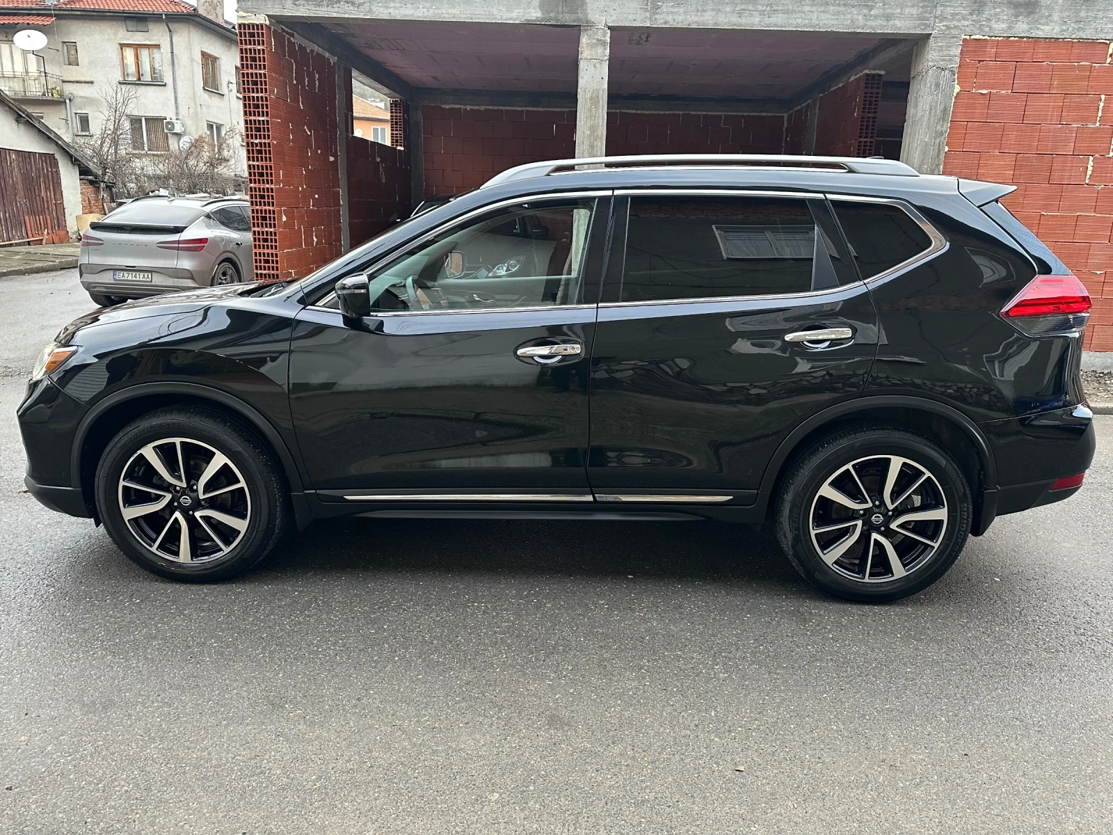 Nissan Rogue SL AWD Platinum  - изображение 4
