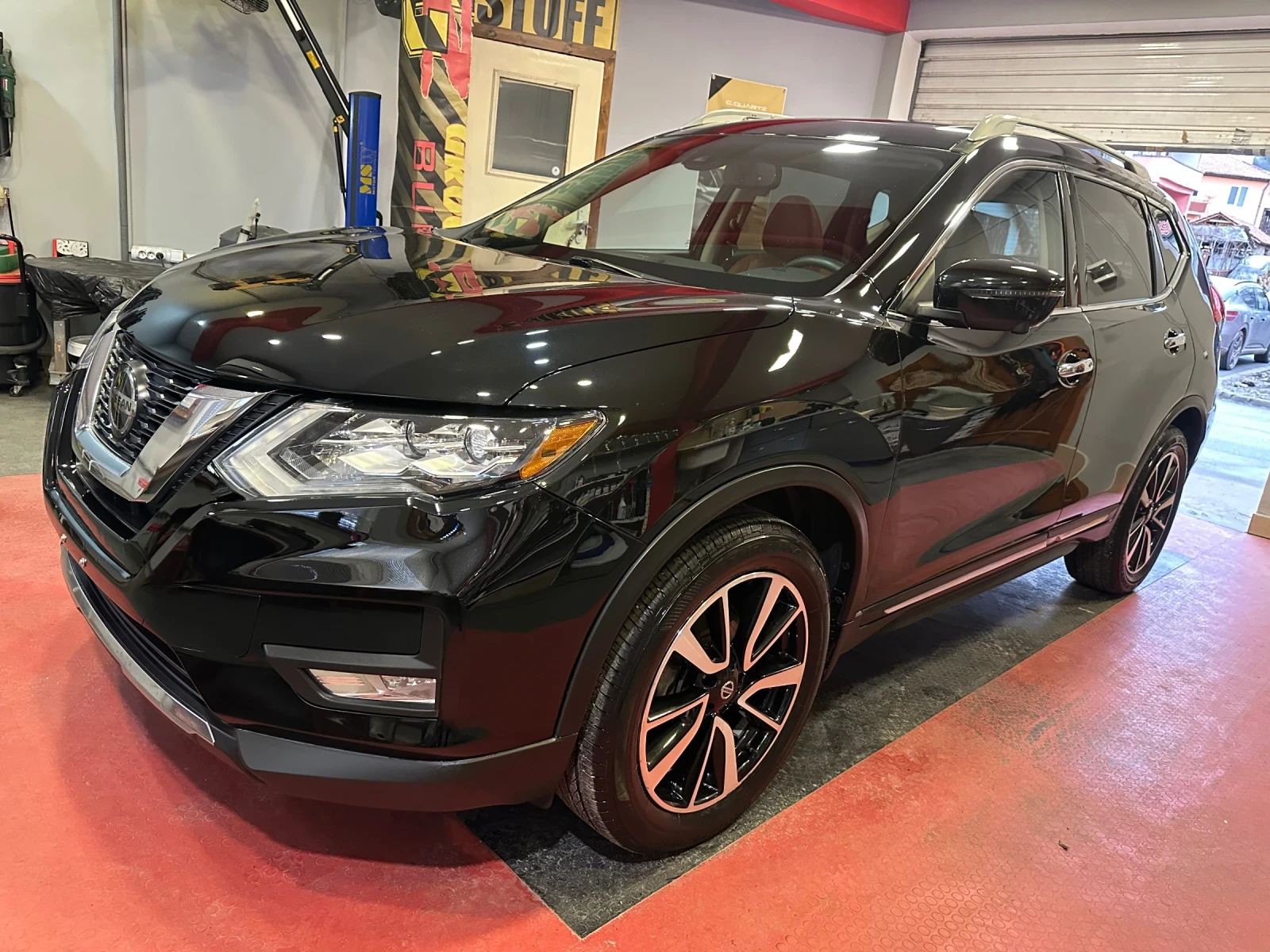 Nissan Rogue SL AWD Platinum 