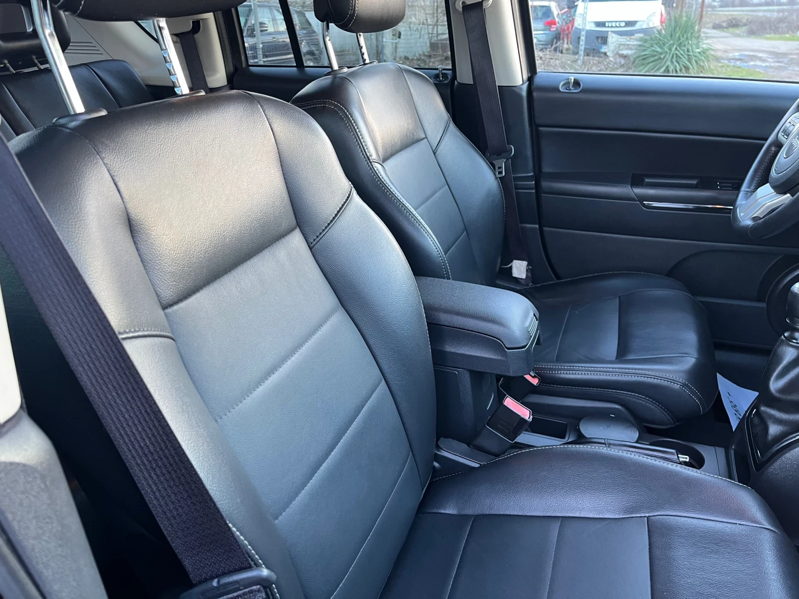 Jeep Compass 2.2GRDI-136-LIMITED-ITALIA - изображение 5