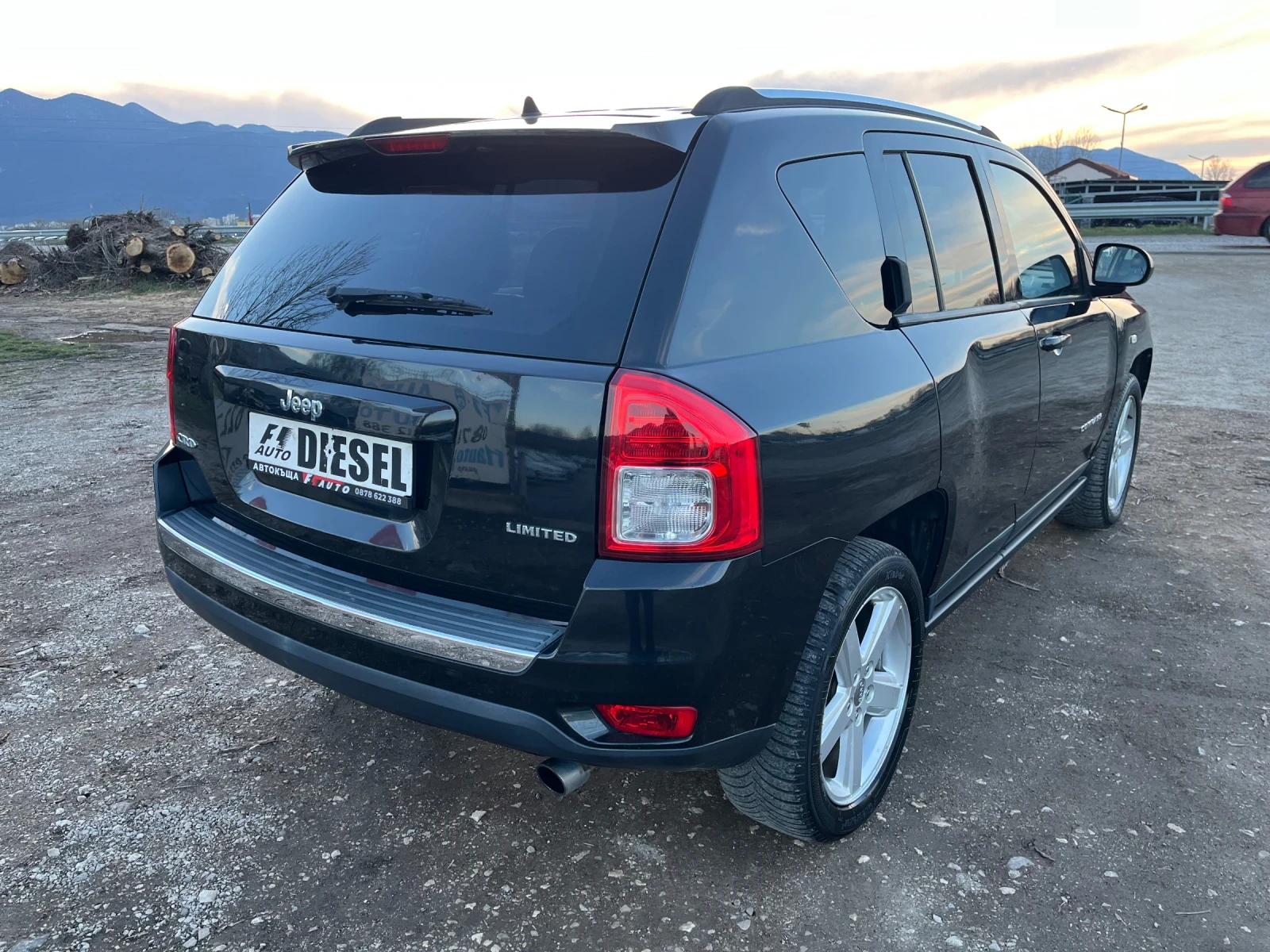 Jeep Compass 2.2GRDI-136-LIMITED-ITALIA - изображение 8
