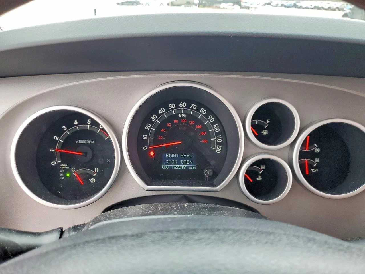 Toyota Sequoia PLATINUM* 5.7* V8* �������* ������* ������ | Mobile.bg � ����������� 8