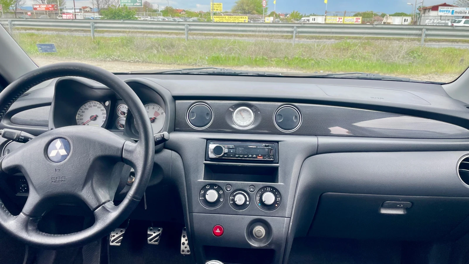 Mitsubishi Outlander 4х4 2.4i БЕНЗИН/ГАЗ, снимка 6 - Автомобили и джипове - 54380062