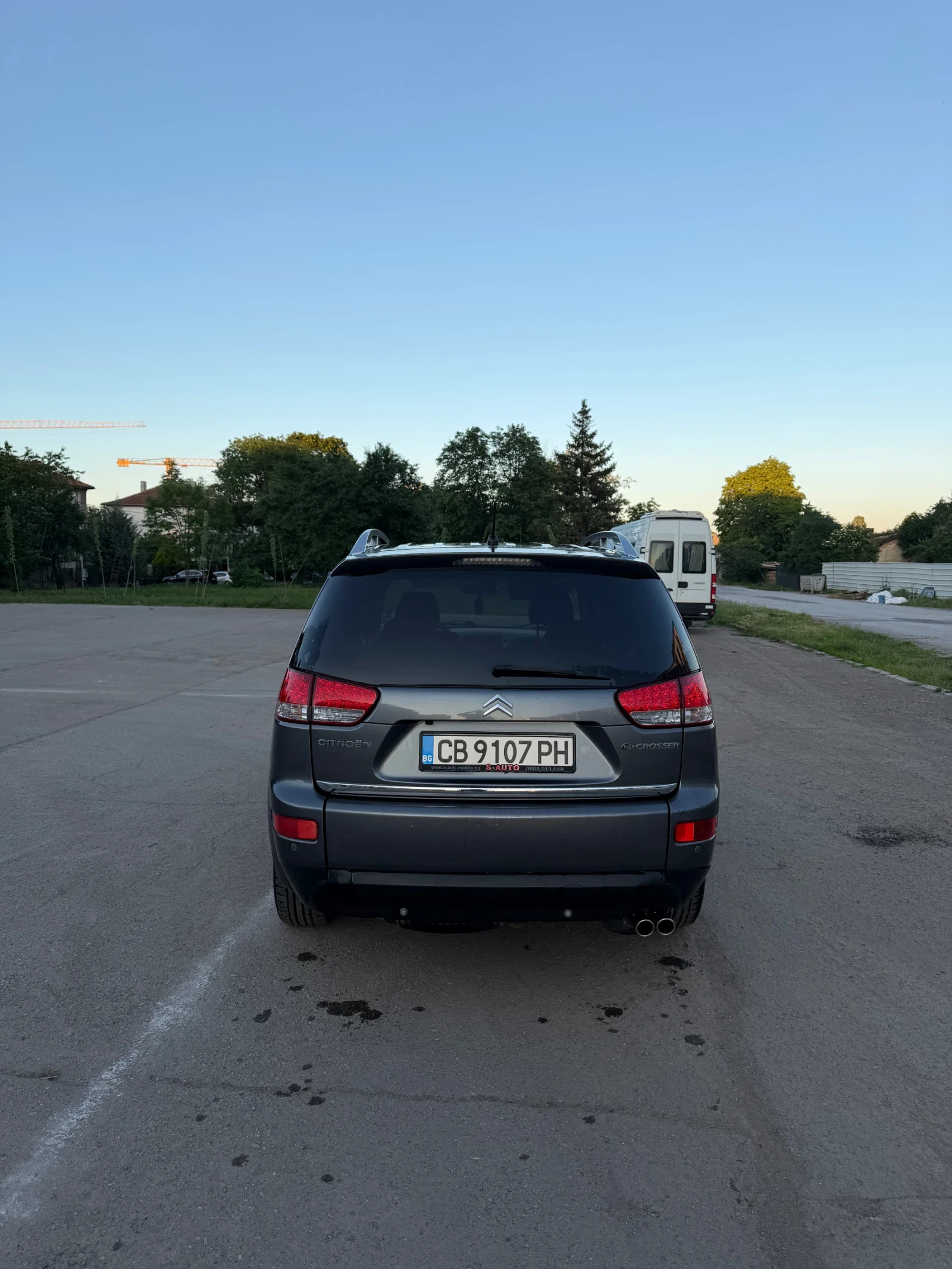 Citroen C-Crosser 2.2HDI, снимка 5 - Автомобили и джипове - 54735151