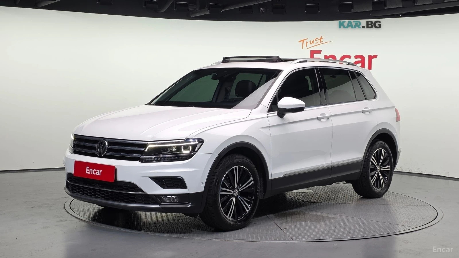 VW Tiguan 2.0TDI* PRESTIGE* КОЖА* ПОДГРЕВ* HUD* ПАНО* LANE A
