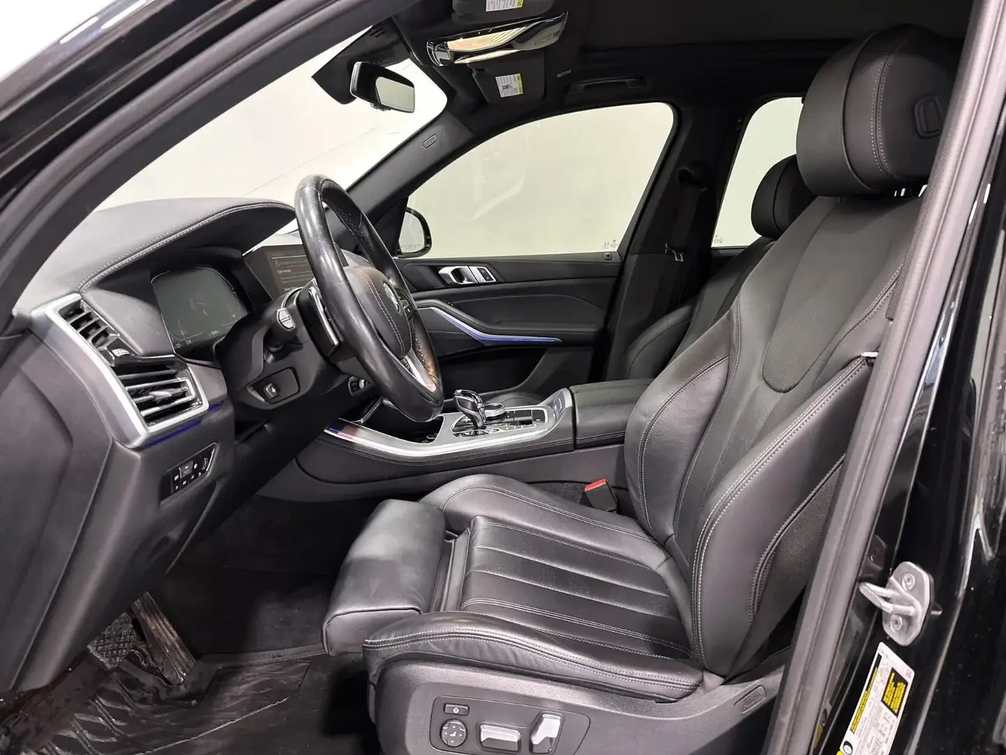 BMW X5 360КАМЕРА* LANE* ASSIST* ПАНОРАМА* КЕЙЛЕС* , снимка 15 - Автомобили и джипове - 55605000