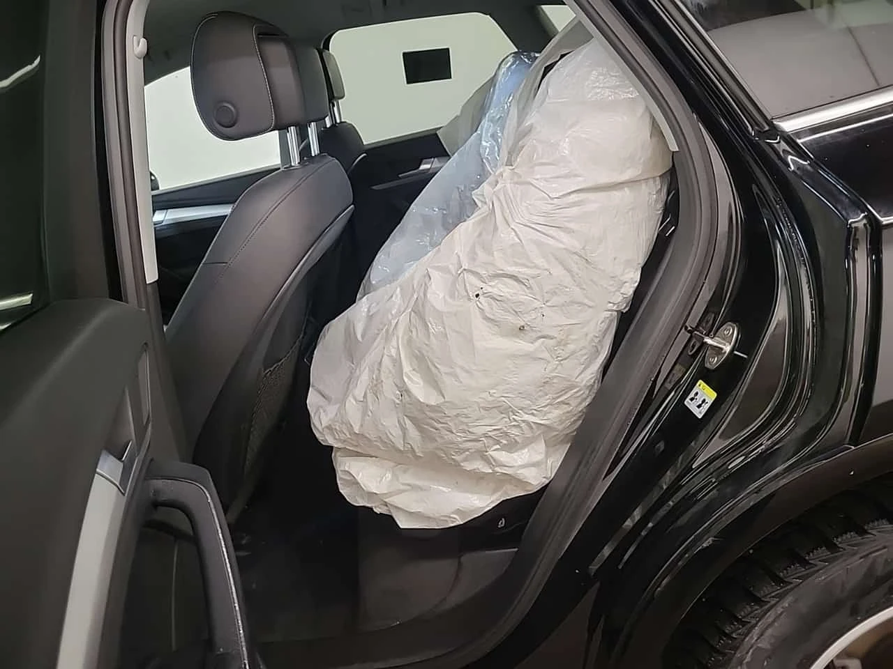Audi Q5 * KOMFORT * CARFAX * ОПЦИЯ ЗА ФИНАНСИРАНЕ * , снимка 11 - Автомобили и джипове - 55785479