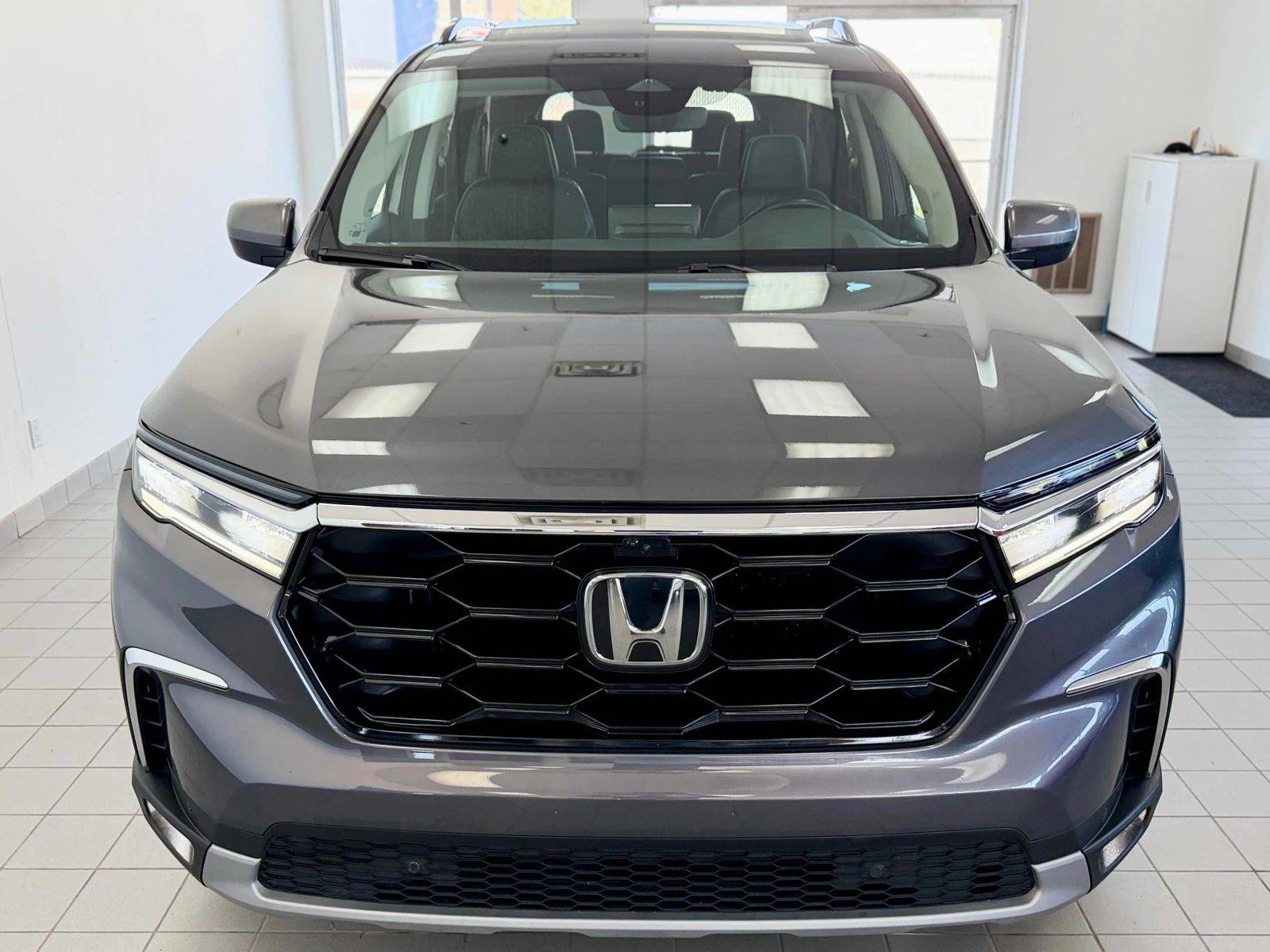 Honda Pilot Touring | CARFAX | АВТОКРЕДИТ БЕЗ ПЪРВОНАЧАЛНА , снимка 2 - Автомобили и джипове - 56076282