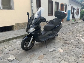  Piaggio X9