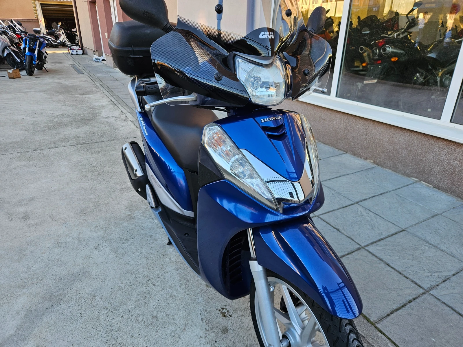 Honda Sh 300ie, New Face, 2011г. - изображение 10