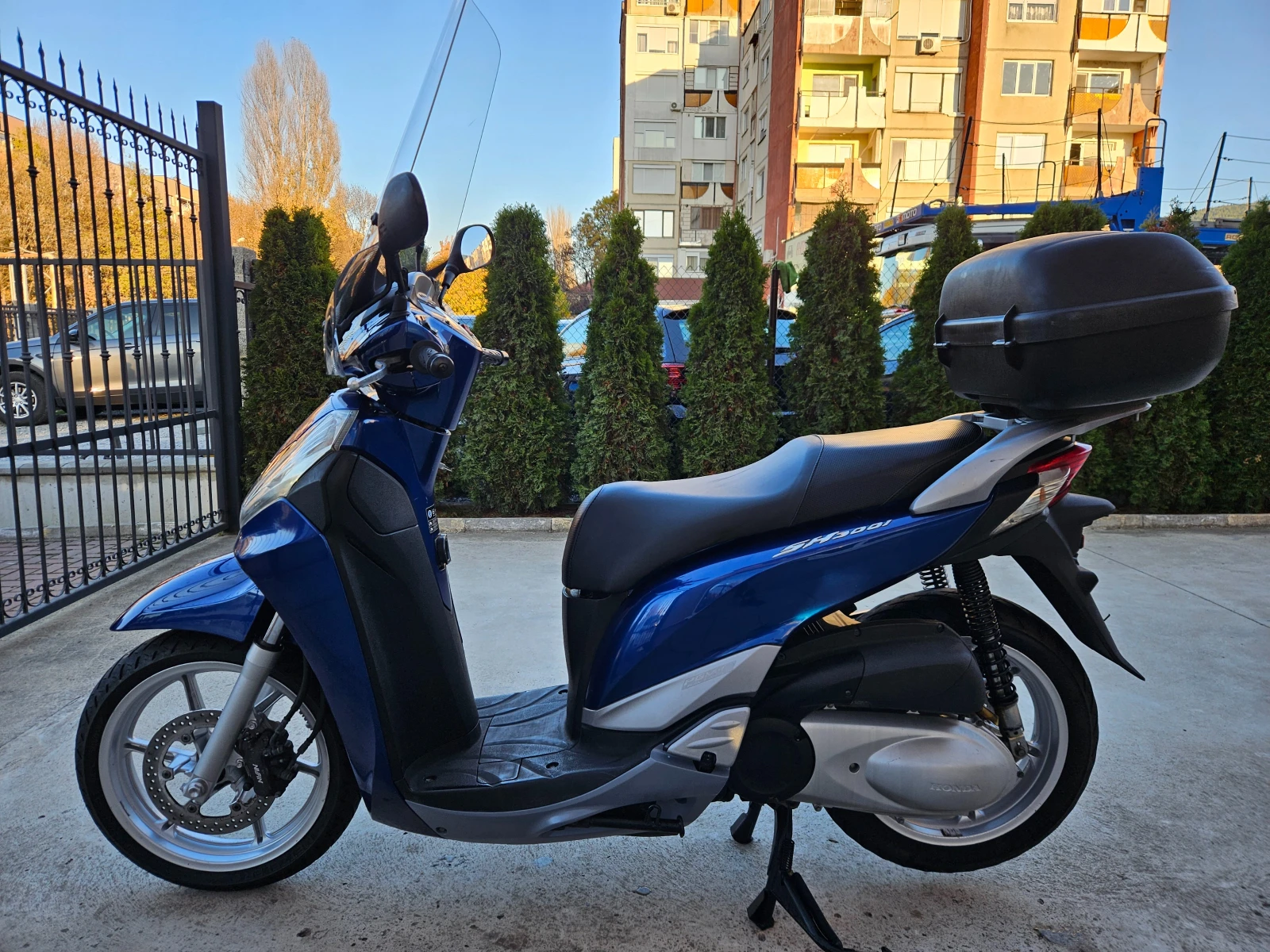 Honda Sh 300ie, New Face, 2011г. - изображение 5