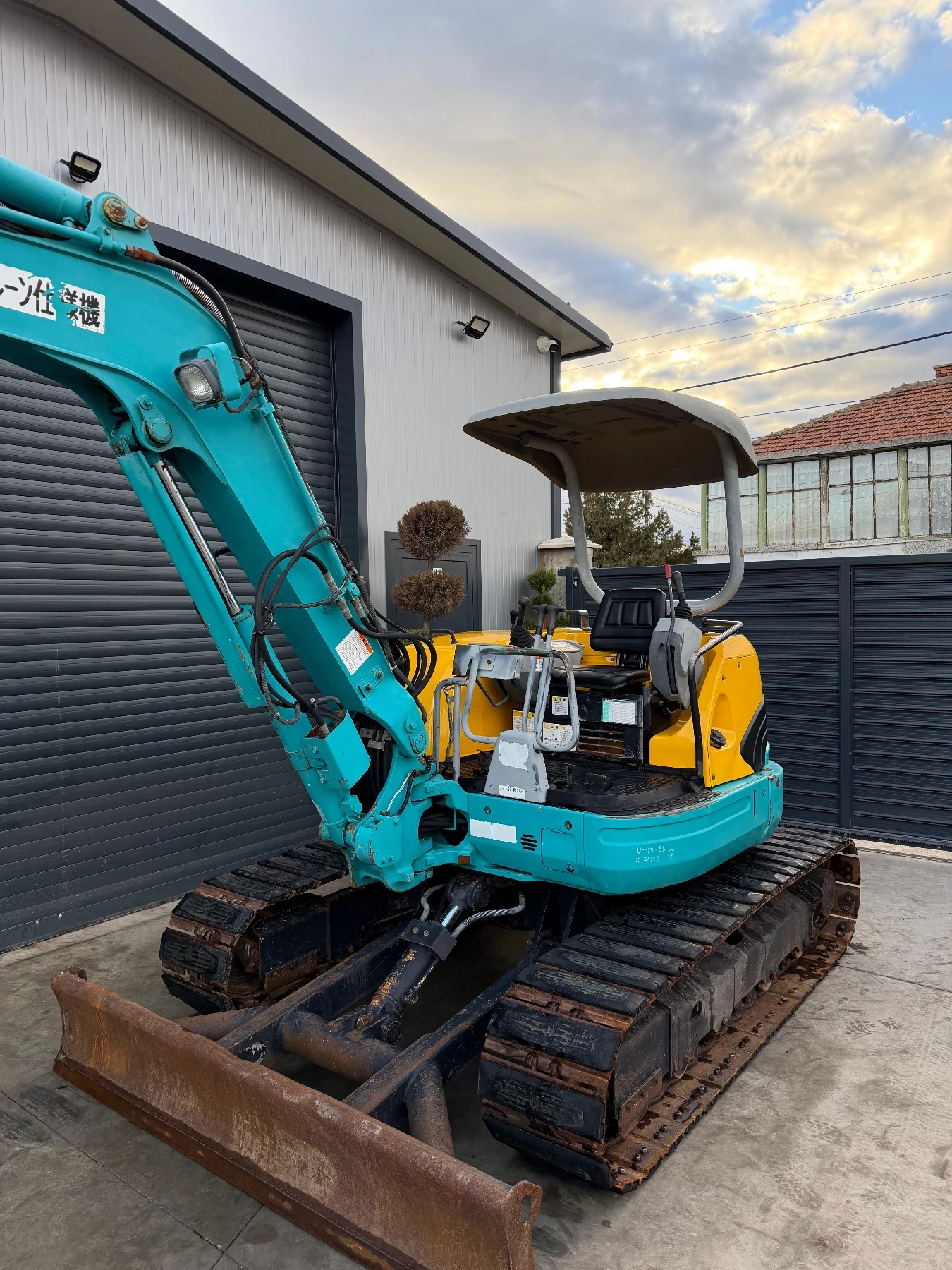 ����� Kubota U40 | Mobile.bg � ����������� 5