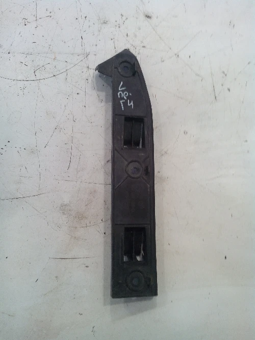 преден ляв водач на броня за голф 4 