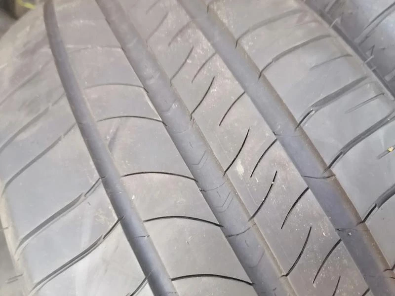 Гуми Летни 205/55R16, снимка 3 - Гуми и джанти - 29589500