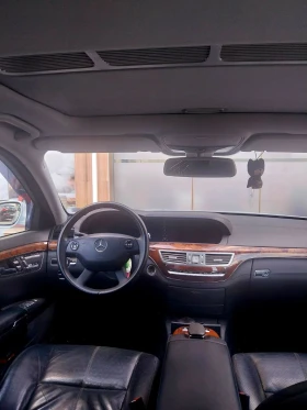 Mercedes-Benz S 500, снимка 10