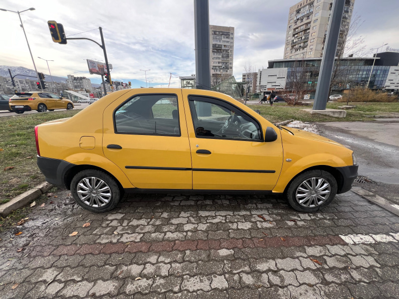 Dacia Logan, снимка 5 - Автомобили и джипове - 43384109