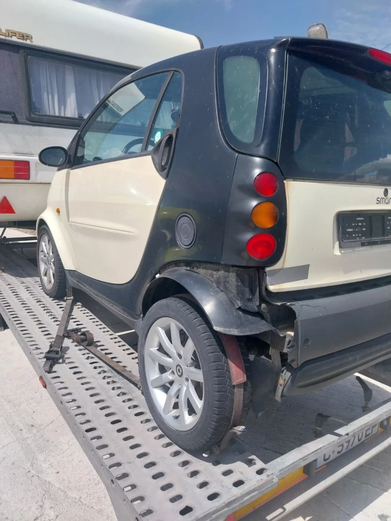 Smart Fortwo, снимка 6 - Автомобили и джипове - 47276749