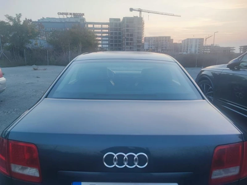 Audi A8 Quattro, снимка 6 - Автомобили и джипове - 47750831