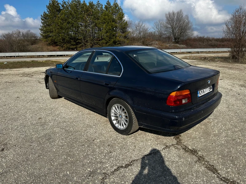 BMW 520 Бензин/газ, снимка 3 - Автомобили и джипове - 49342834