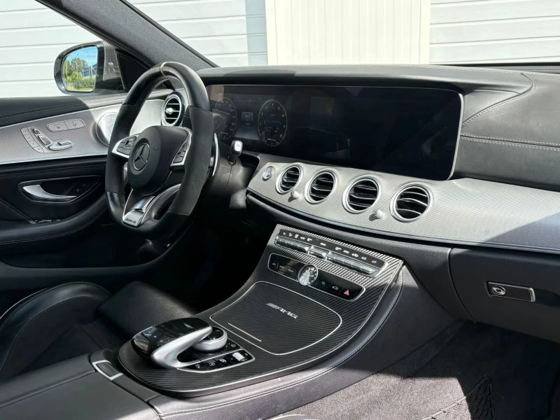 Mercedes-Benz E 63 AMG S/4M+ /612HP/NIGHT-P./BURM/AMGPERF.-SEATS/776fpr, снимка 8 - Автомобили и джипове - 51768229