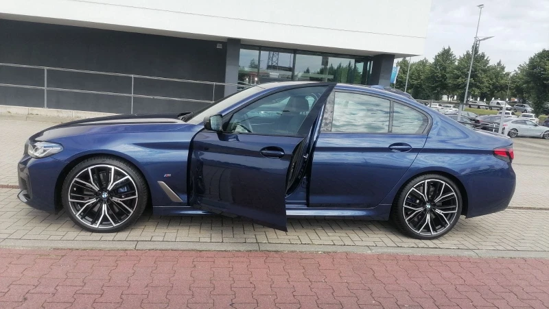 BMW 550 M550i xDrive Individual/M-Sport PRO + ГАРАНЦИЯ, снимка 8 - Автомобили и джипове - 51795228