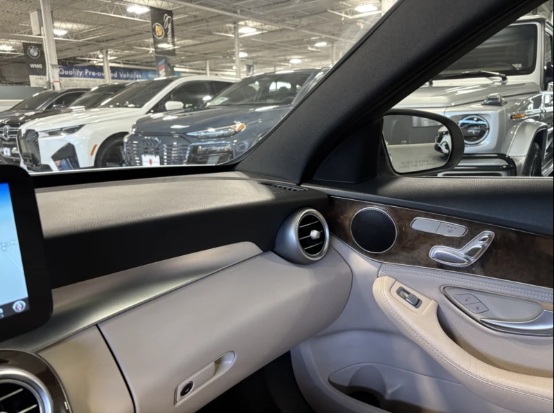 Mercedes-Benz C 300 AMG Package* Автокредит* , снимка 13 - Автомобили и джипове - 52749907