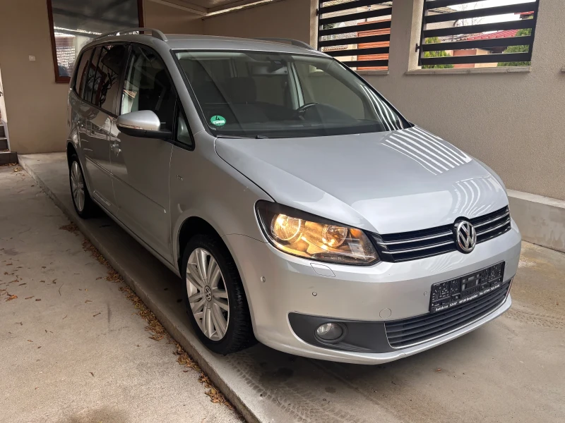 VW Touran 2.0 CUP 7 Местен, снимка 9 - Автомобили и джипове - 52671532