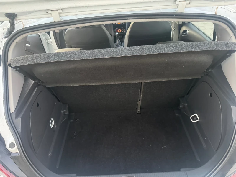 Opel Corsa 1.4 бензин 101 к.с COSMO , снимка 16 - Автомобили и джипове - 52870301