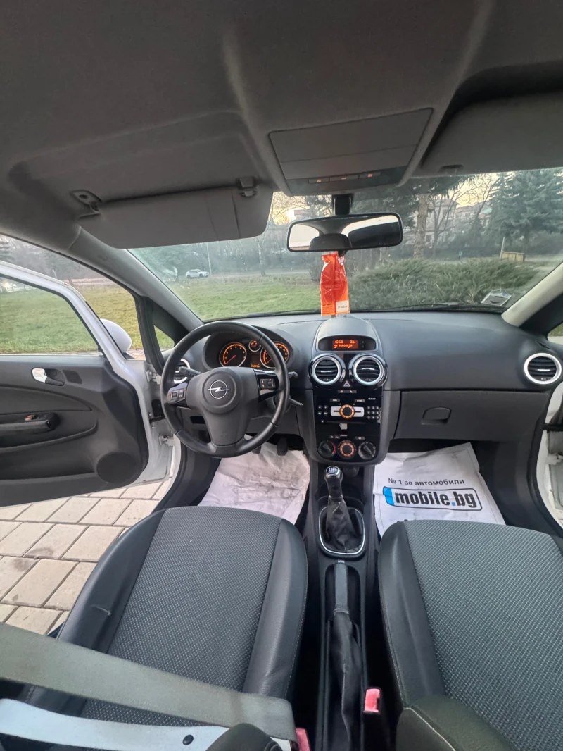 Opel Corsa 1.4 бензин 101 к.с COSMO , снимка 13 - Автомобили и джипове - 52870301