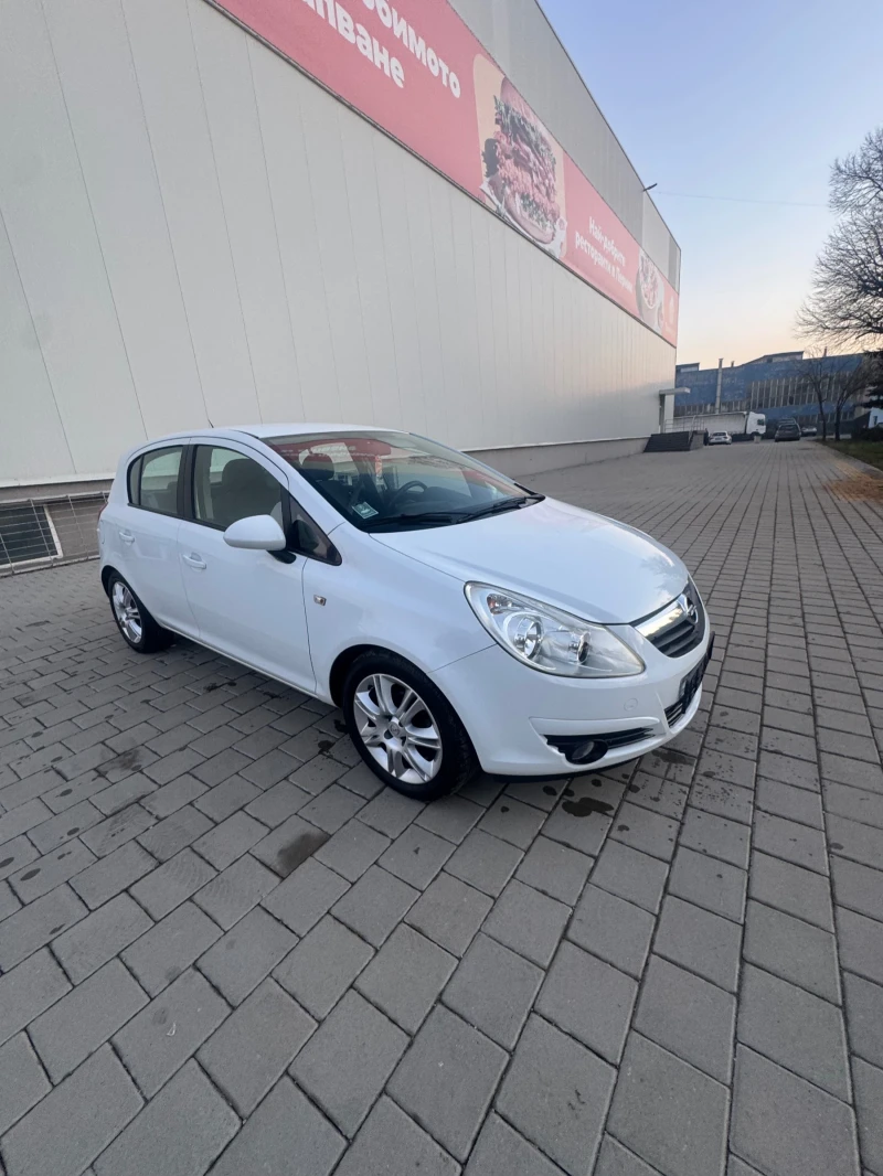 Opel Corsa 1.4 бензин 101 к.с COSMO , снимка 4 - Автомобили и джипове - 52870301