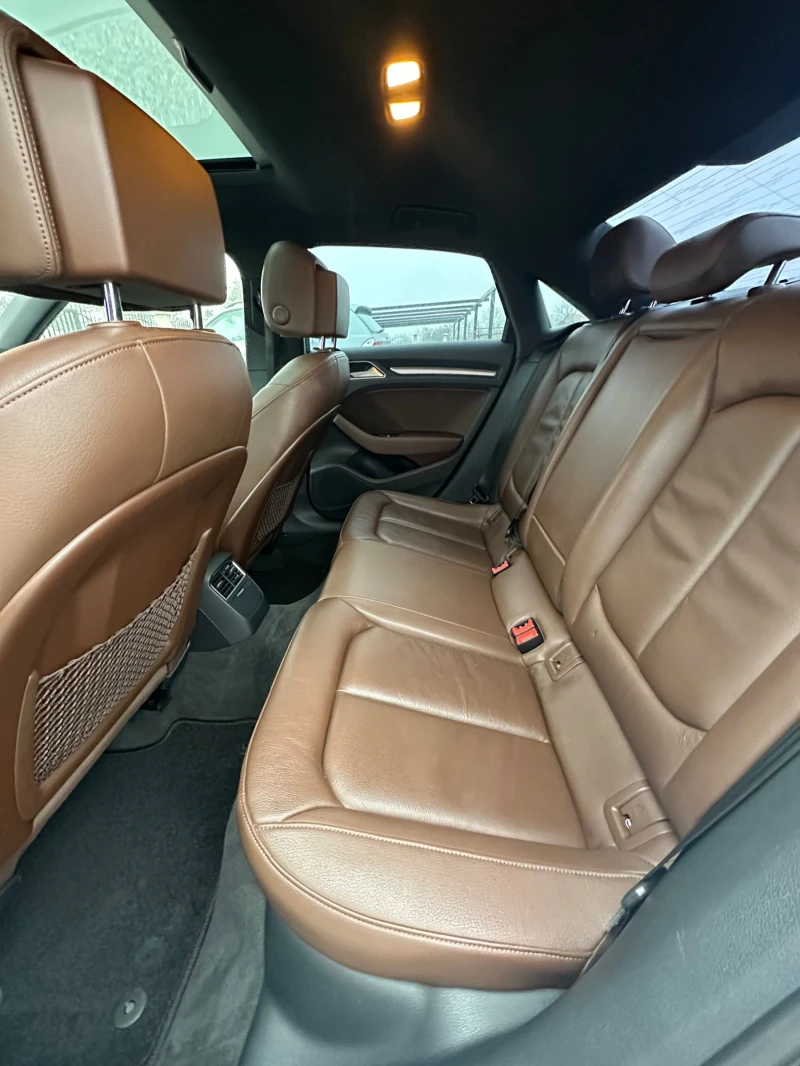 Audi A3 2.0 TFSI Седан, снимка 7 - Автомобили и джипове - 53354161