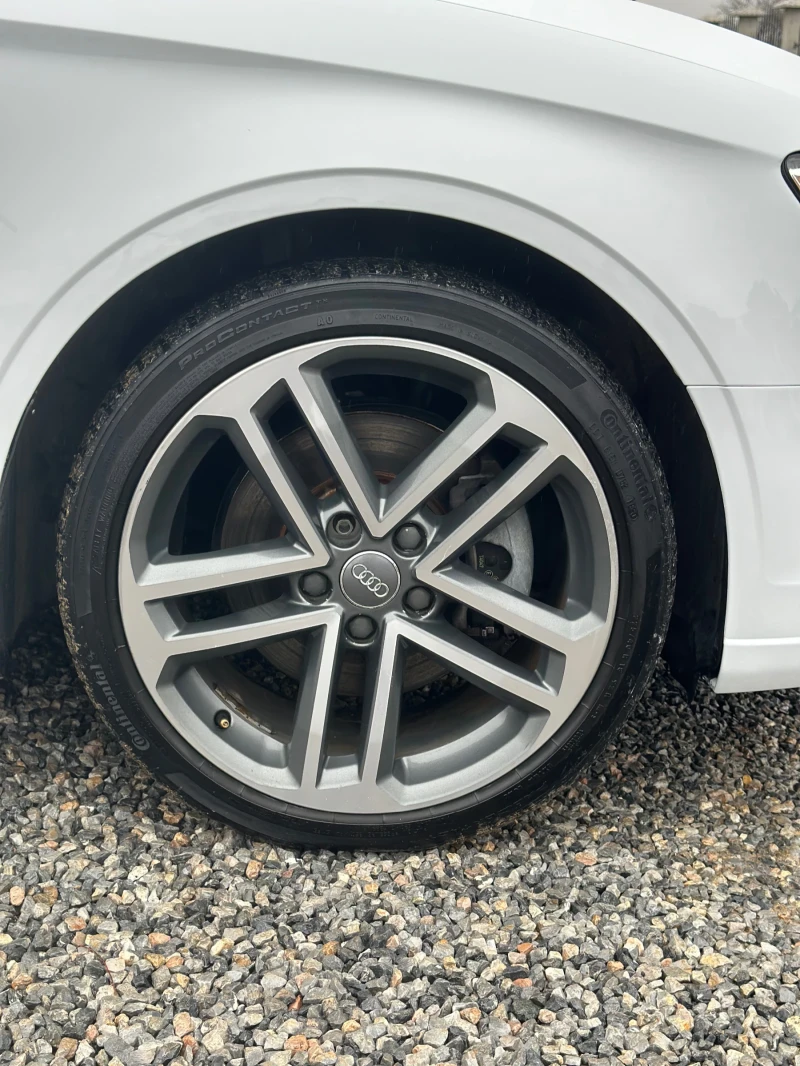 Audi A3 2.0 TFSI Седан, снимка 9 - Автомобили и джипове - 53354161